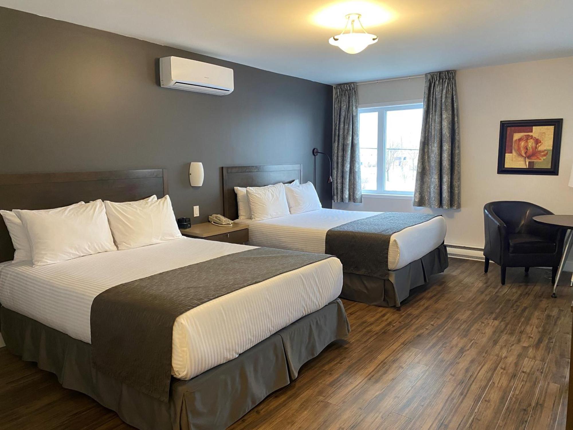 Hotel Centre-Ville Montmagny Ngoại thất bức ảnh