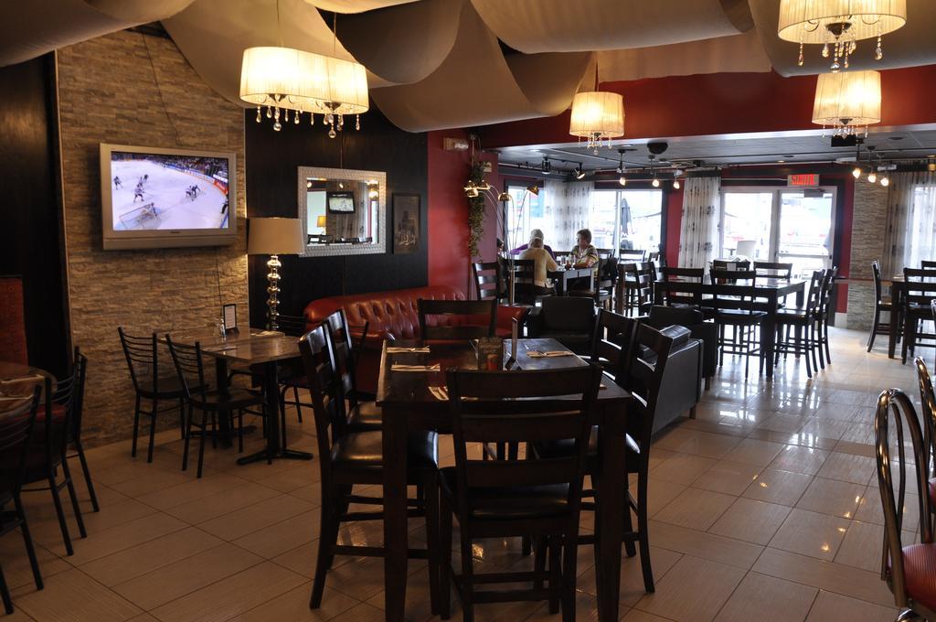 Hotel Centre-Ville Montmagny Ngoại thất bức ảnh