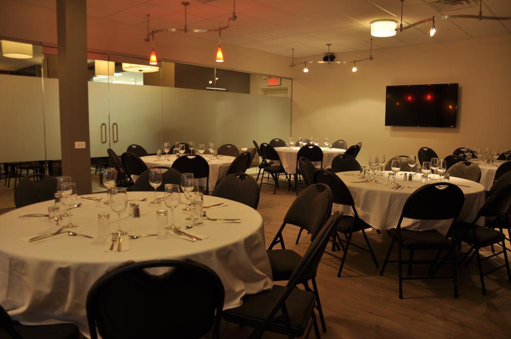 Hotel Centre-Ville Montmagny Ngoại thất bức ảnh